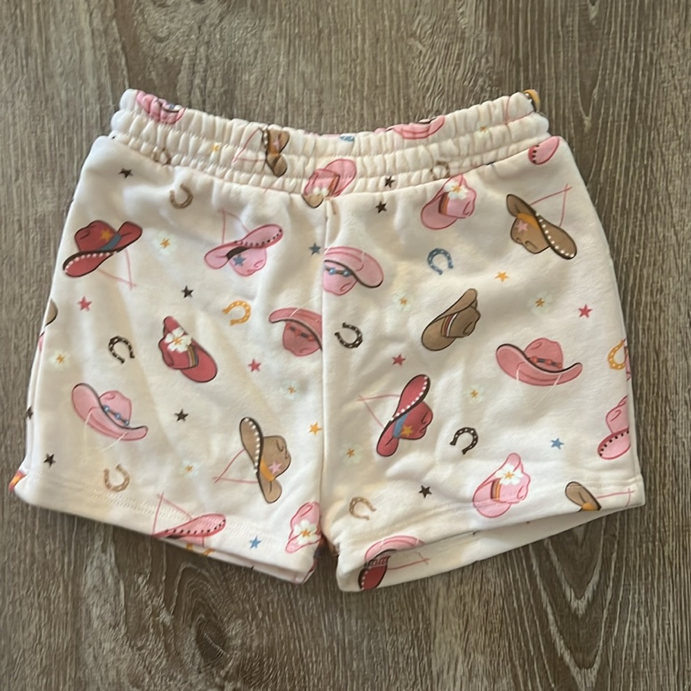 btween NWT Light Pink Cowgirl Sweatshirt and Shorts Set size 5 - Picture 5 of 6